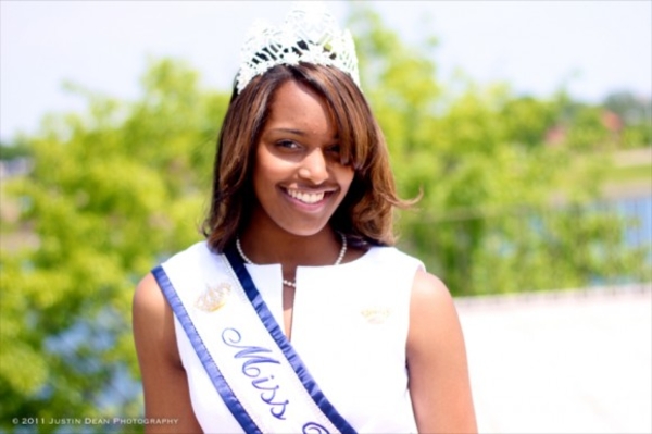 Vote for Miss Howard University for Ebony's HBCU Campus Queen 2011