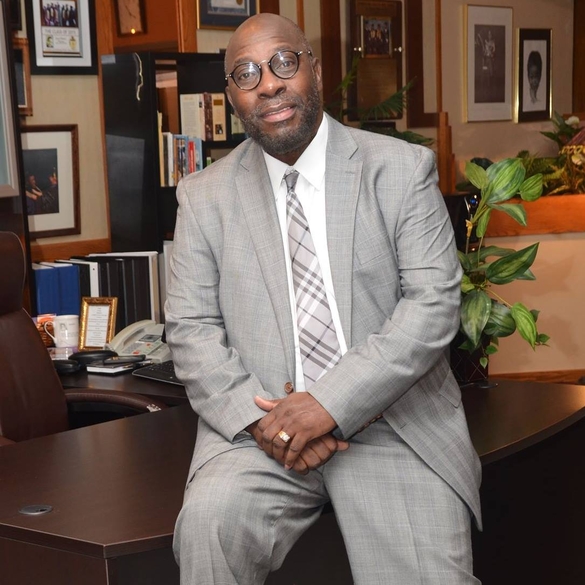 You Just Entered a Moment of Blessing Dr. Oscar Dowdell Underwood PH