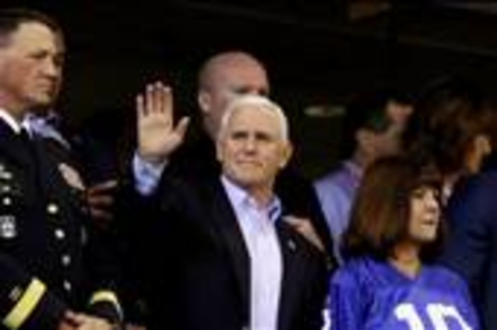 Pence puts on performance at NFL game