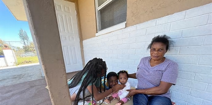 After Hurricane Ian hits Fort Myers, Black neighborhood residents say they aren’t counting on much help