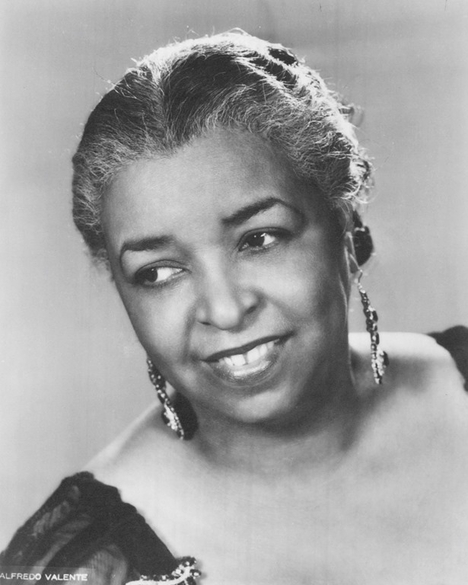 On This Day In Black History Oct 31 - SINGER, ACTRESS ETHEL WATERS BORN